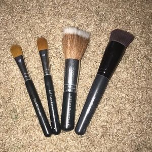 Bare minerals makeup brushes!!